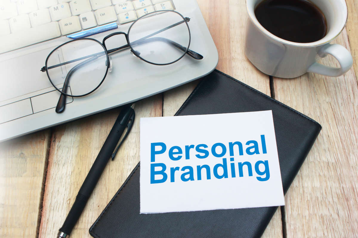 Agence de personal branding vs diy : quelles différences pour une marque personnelle ?