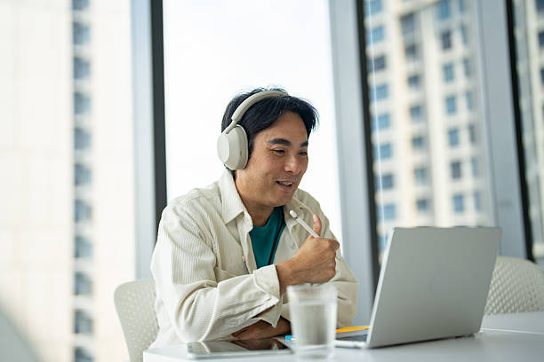 Quelle stratégie pour une direction artistique digitale Lyon ?