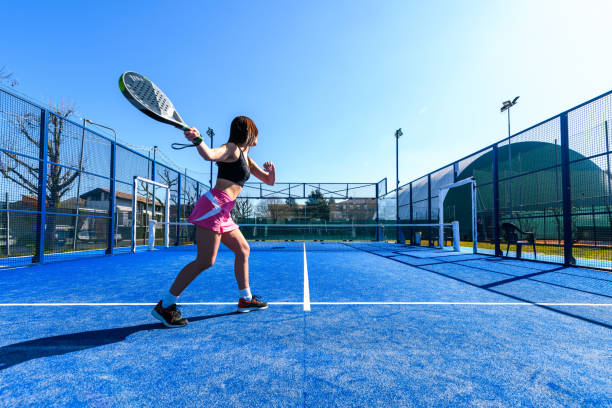 Quels contrôles effectuer chaque année sur une construction court de padel ?